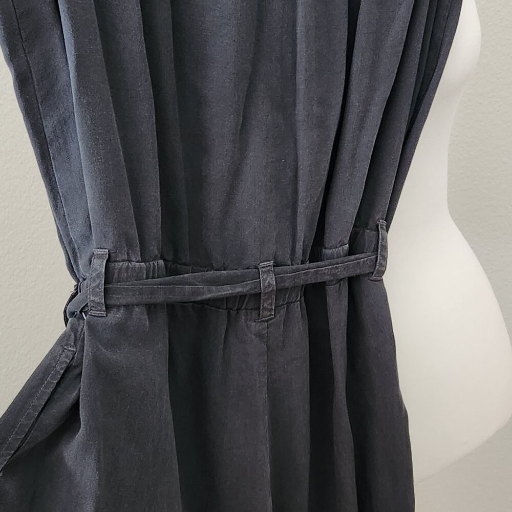 Dark Gray Botique Style Crop Jumpsuit Size Medium - image 3